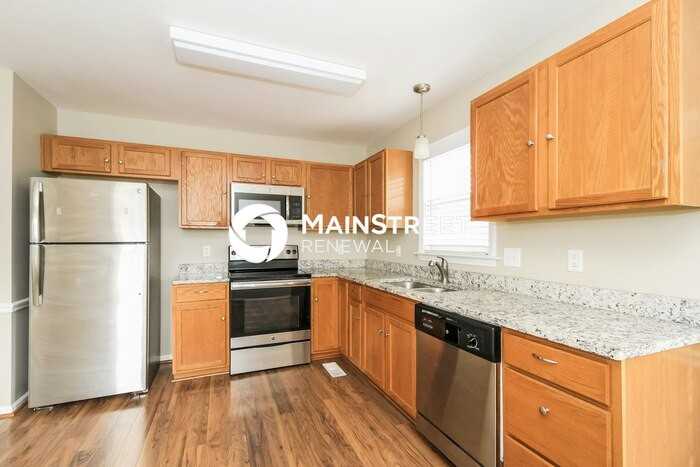 110 Braeburn Dr - Photo 6 of 17