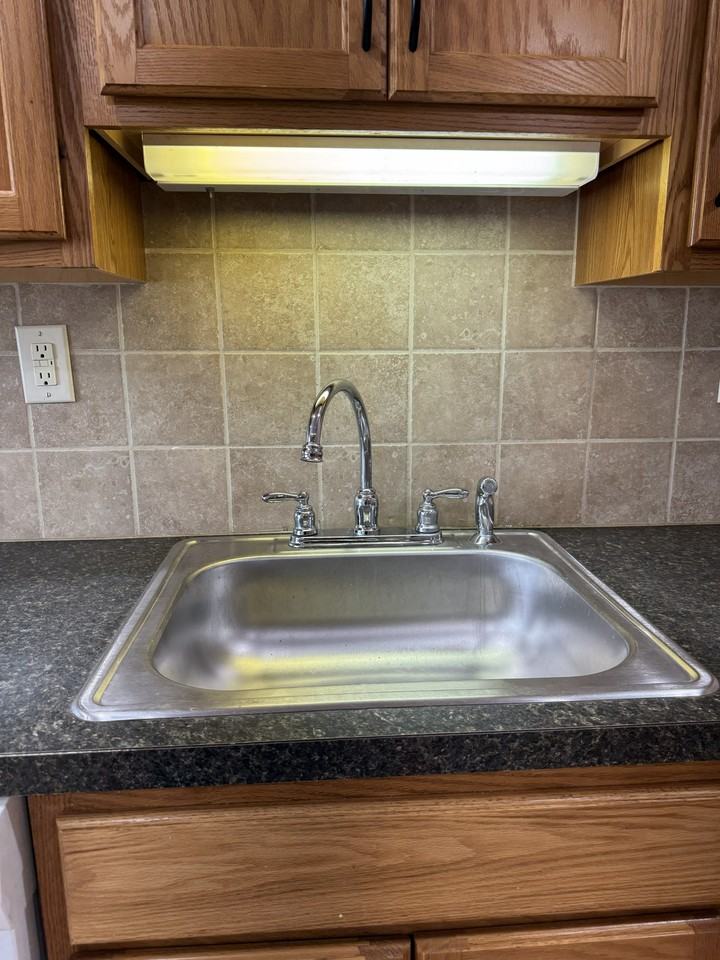 506 Charles St #1stFL - Photo 6 of 34