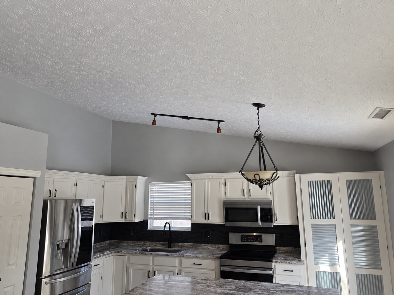 1920 Riverstone Ct #NA - Photo 5 of 9