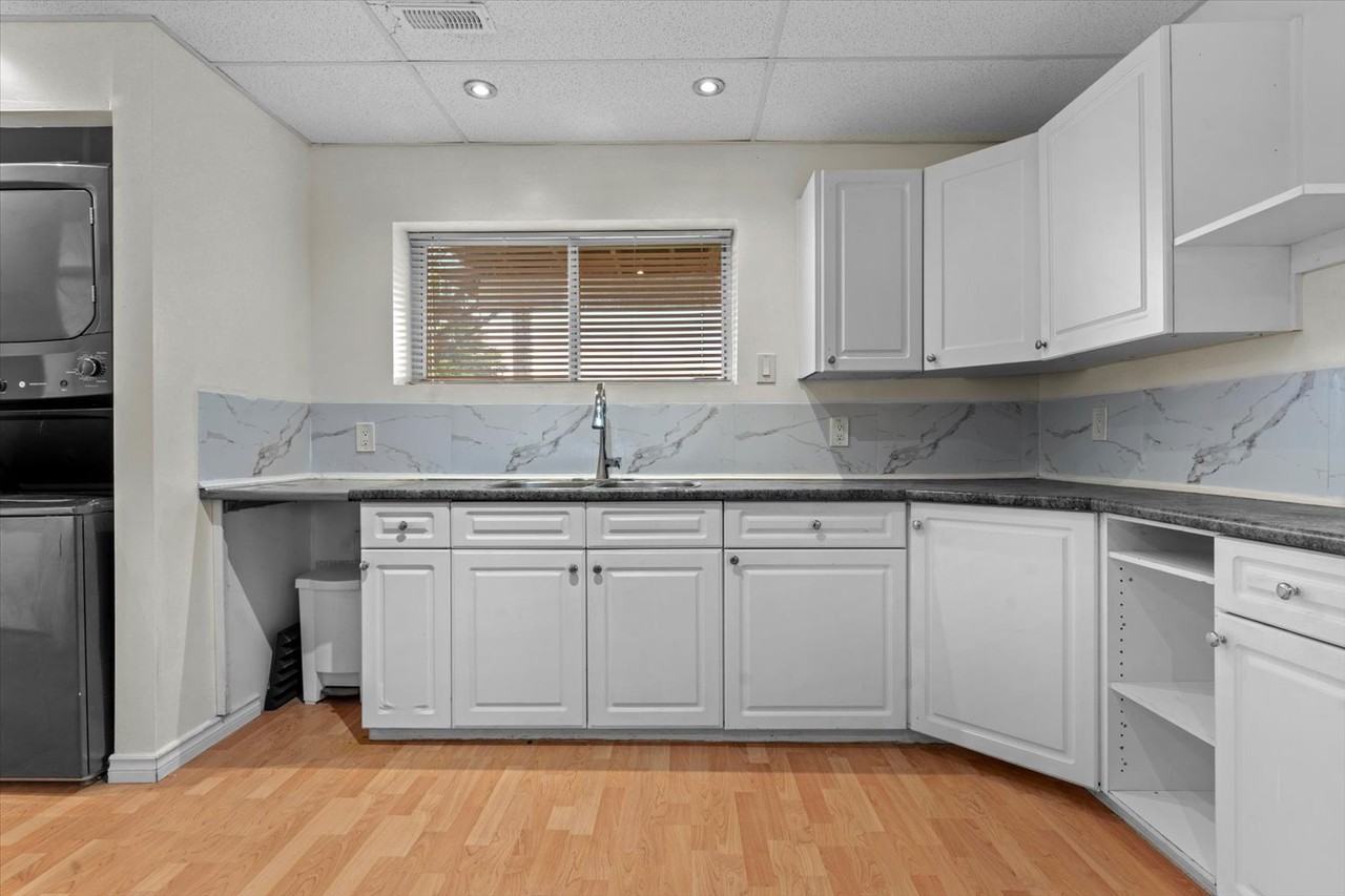 6548 Fern Street - Photo 4 of 17