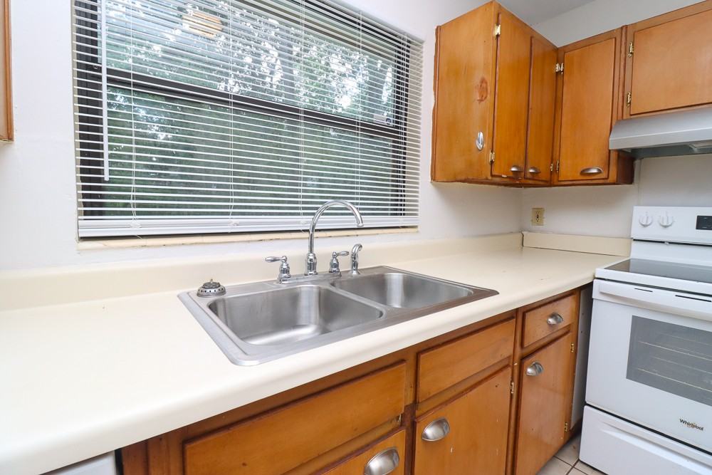 811 S Lipona Rd #NA - Photo 7 of 25