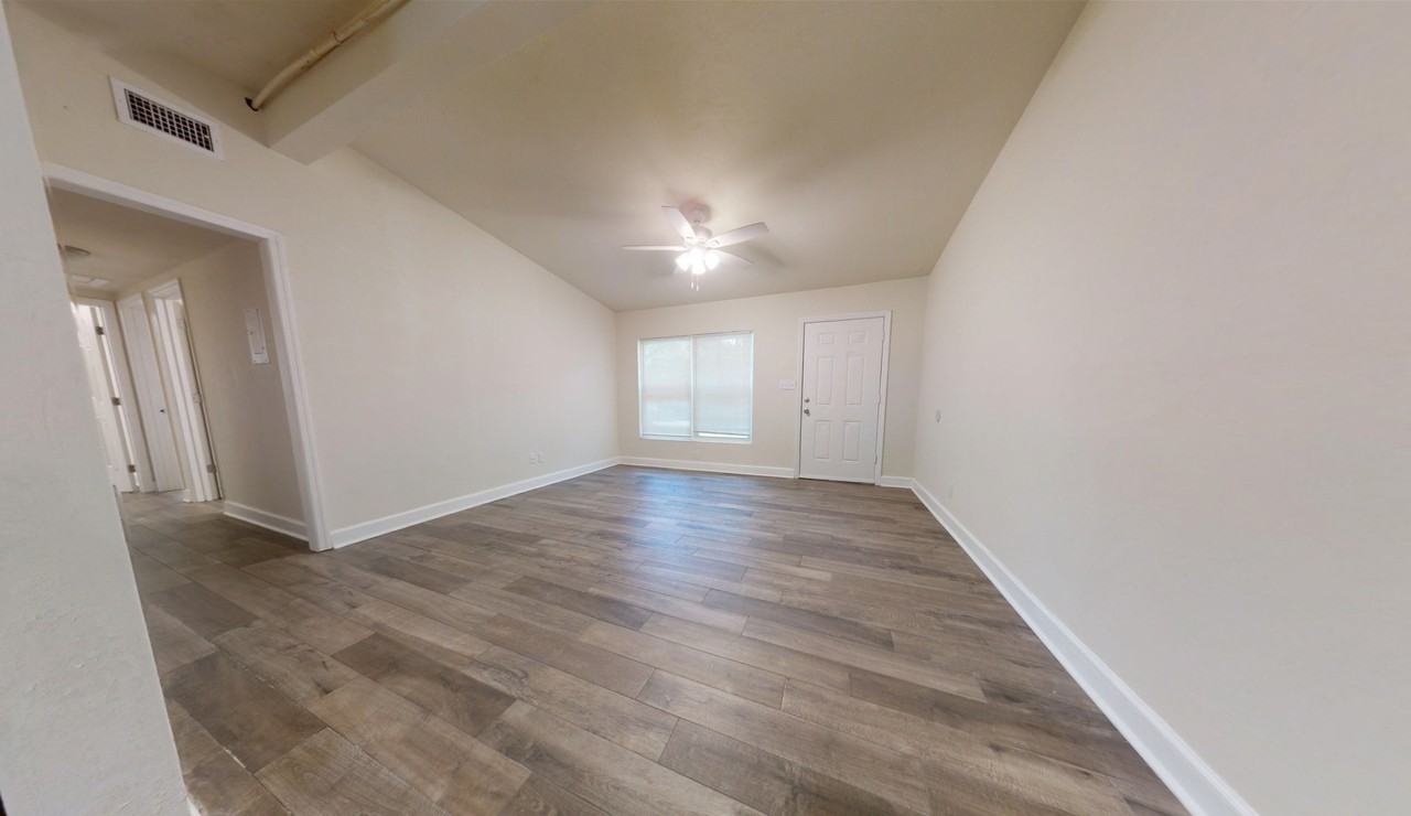 1694 Sharkey St #NA - Photo 2 of 17