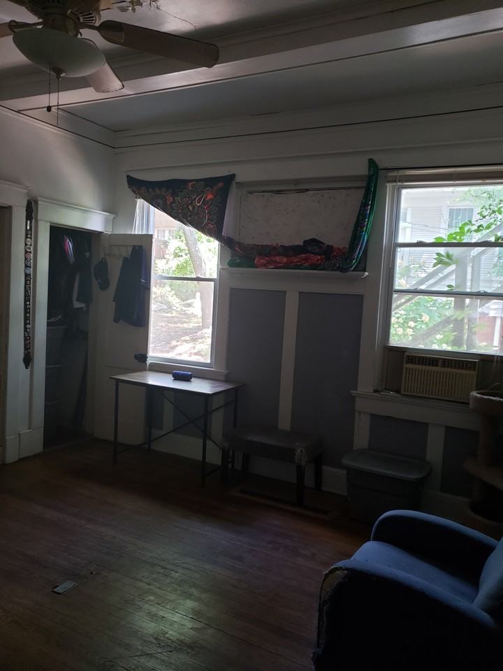1422 1422 4 13th Place South #NA - Photo 2 of 14