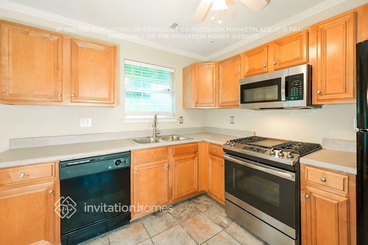 3668 Gray Birch Dr - Photo 6 of 18