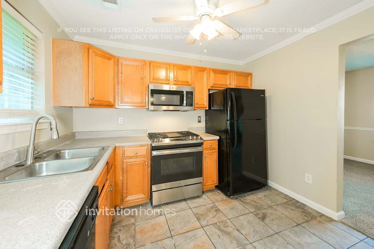 3668 Gray Birch Dr - Photo 7 of 18