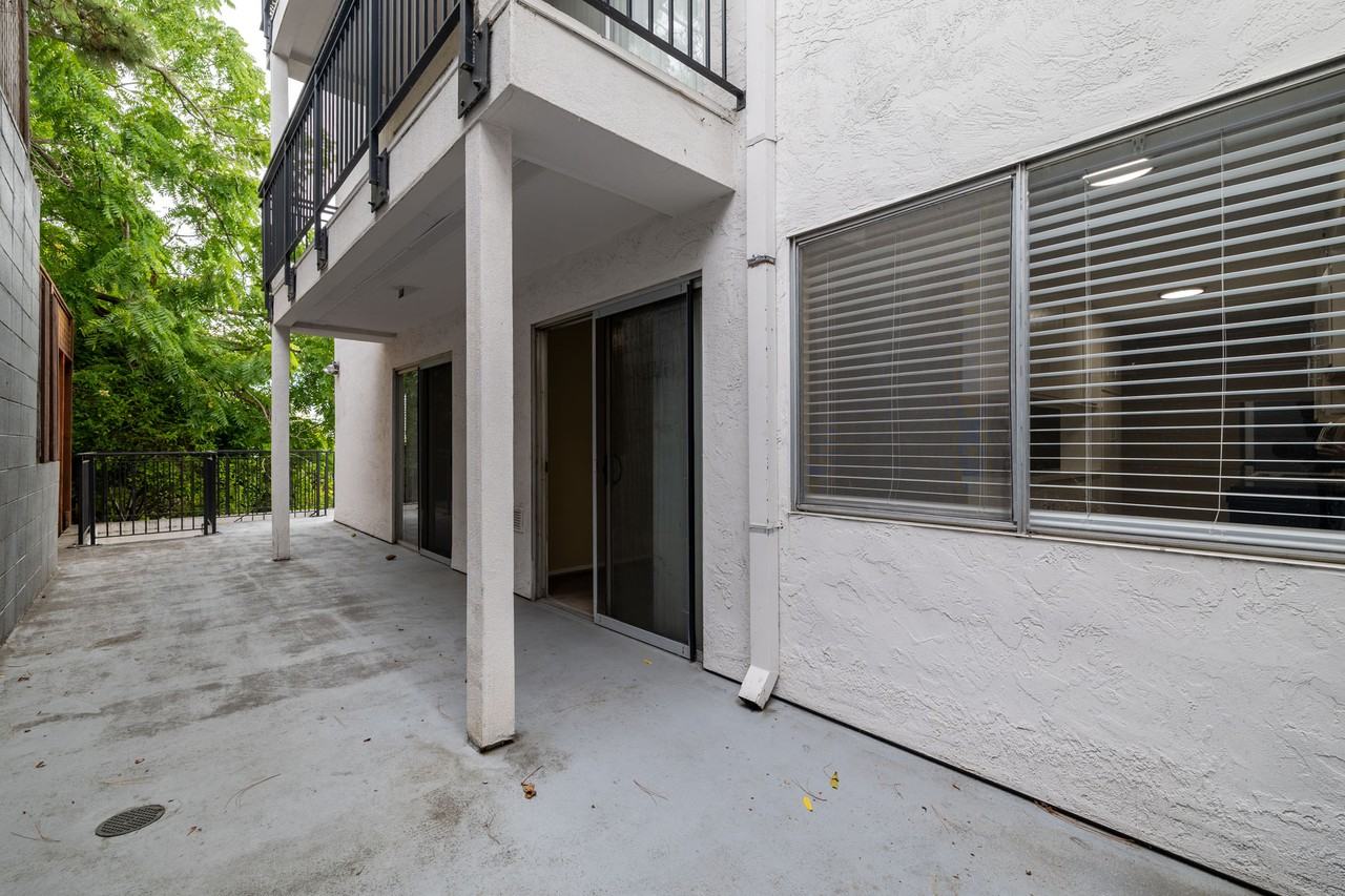 630 Mariposa - Photo 2 of 32