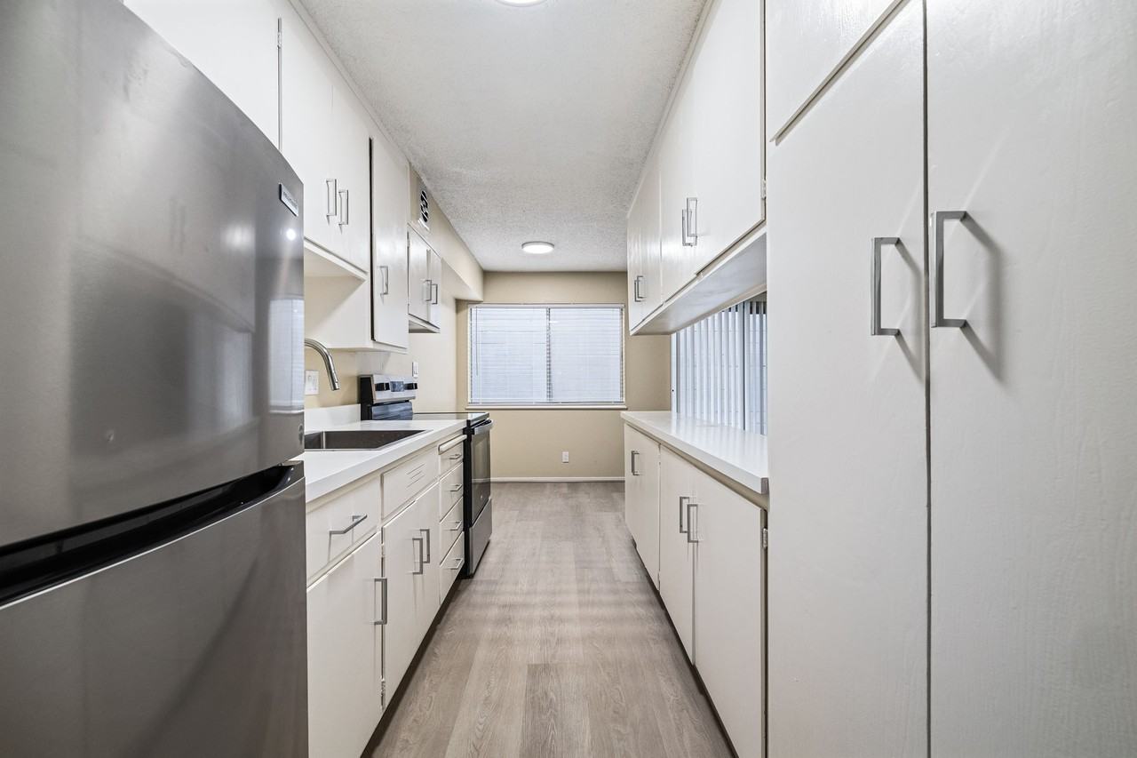 630 Mariposa - Photo 5 of 32