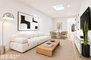 featured image of 8th Ave #3R