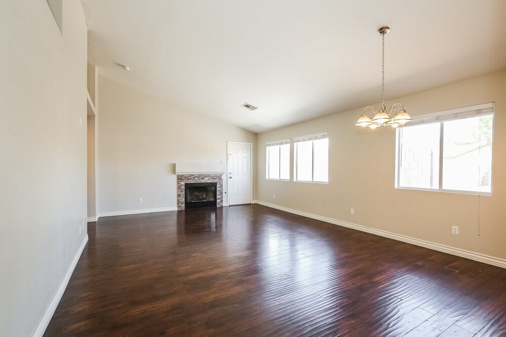 4565 Savin Cir - Photo 6 of 16