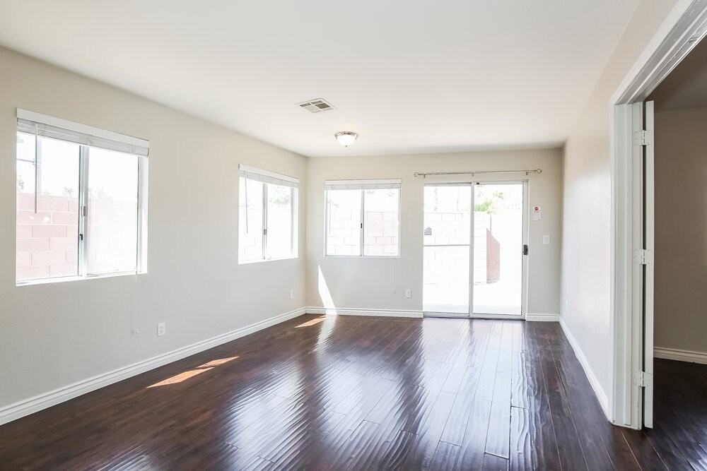4565 Savin Cir - Photo 7 of 16