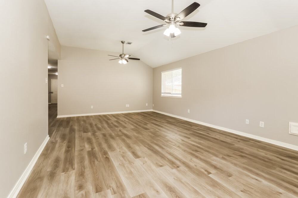 12080 La Salle River Rd - Photo 7 of 16