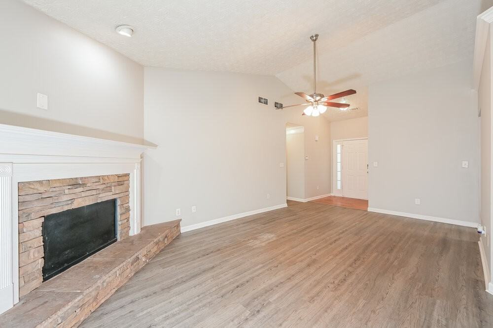 85 Butler Bridge Cir - Photo 5 of 17