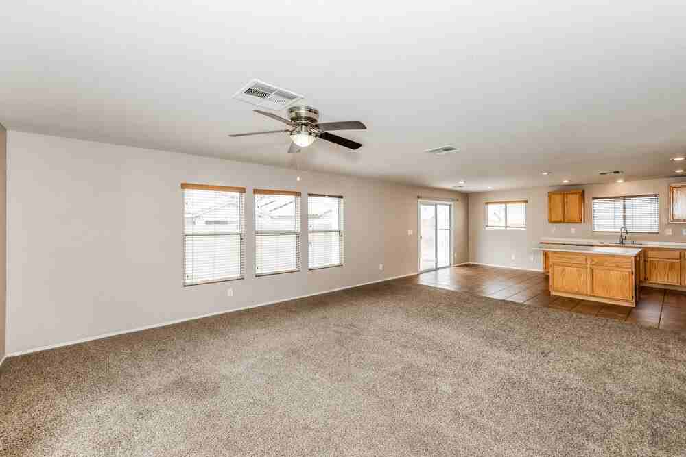 3433 Palatine Hills Ave - Photo 5 of 16