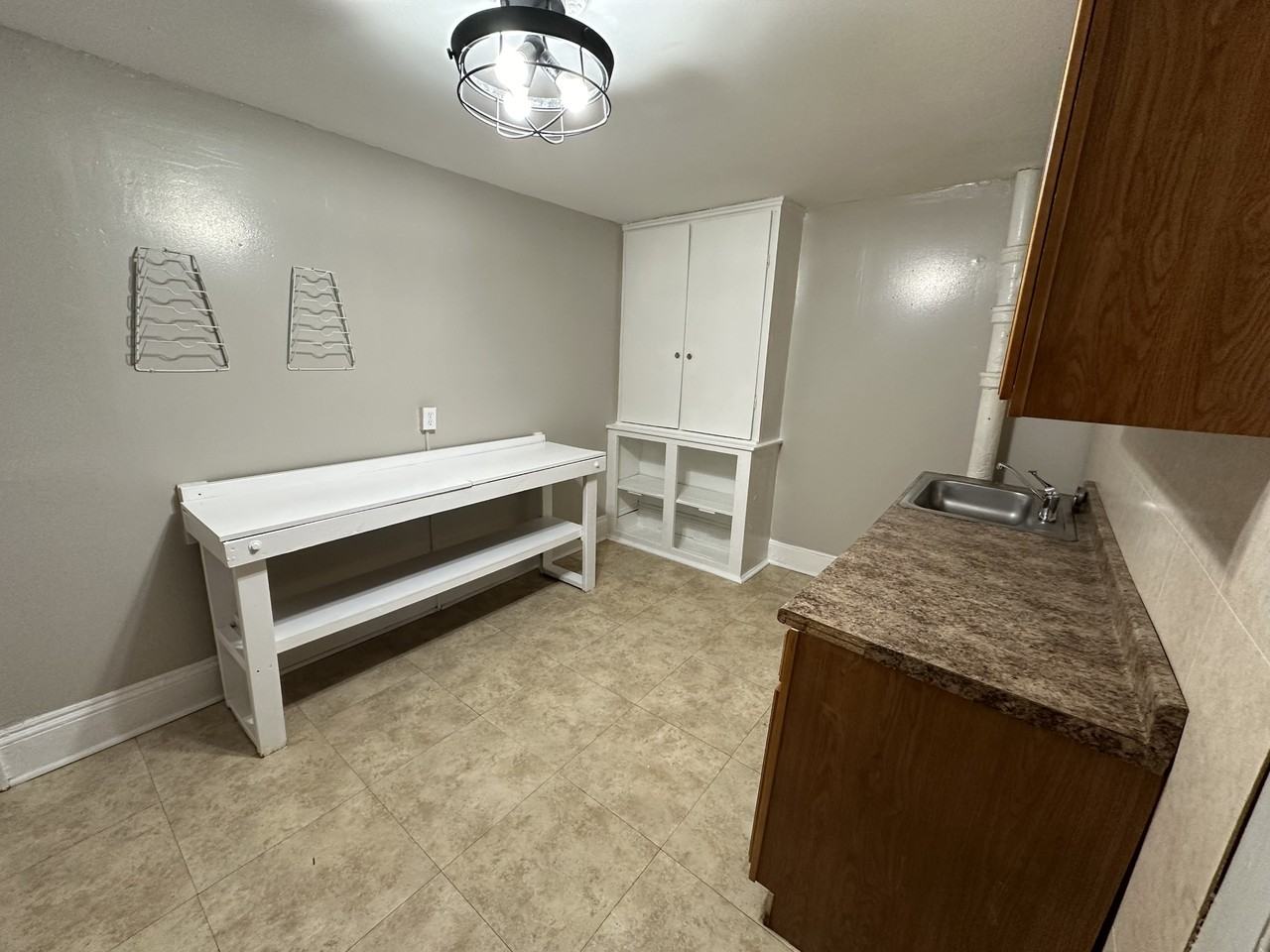 148 4th St #3 - Photo 4 of 11