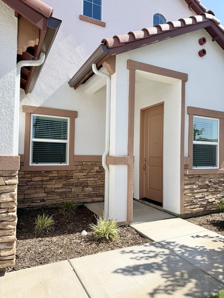 1473 Concord Way #1 - Photo 5 of 50