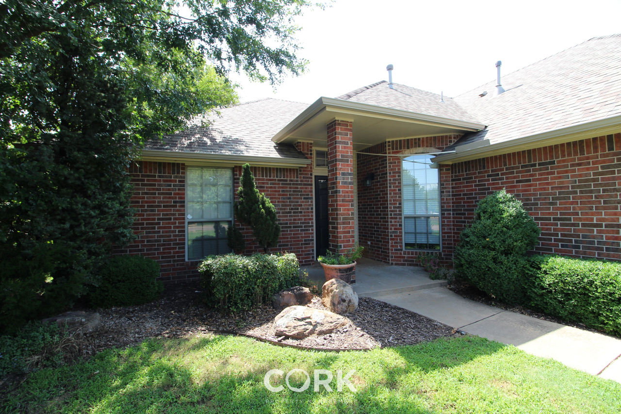 2808 Stonebrook Rd #1 - Photo 4 of 50