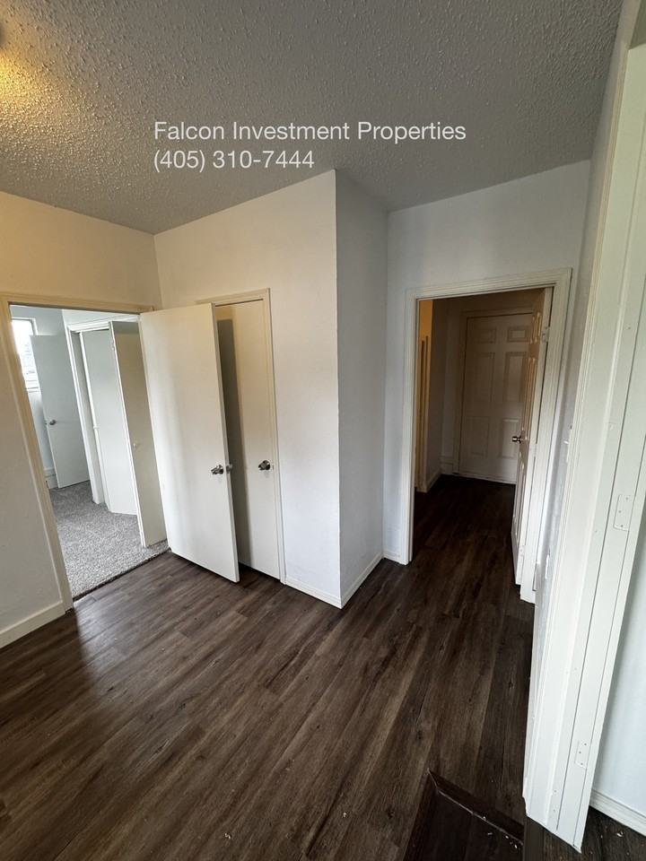 3156 Sw 71st St #1 - Photo 6 of 21