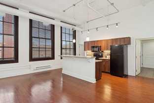 930 E Carson St - Photo 1 of 1