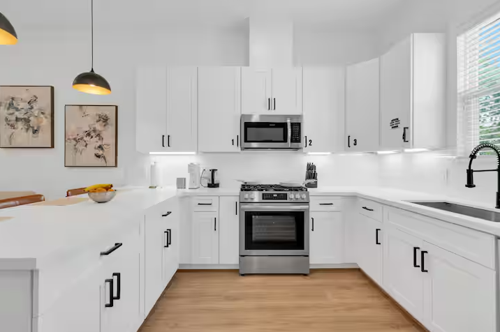6834 Lozier StRoom 3 #3 - Photo 6 of 11