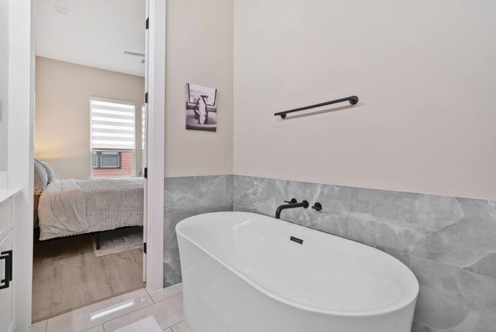 4013 Griggs RoadUnit LRoom 5 #5 - Photo 5 of 13
