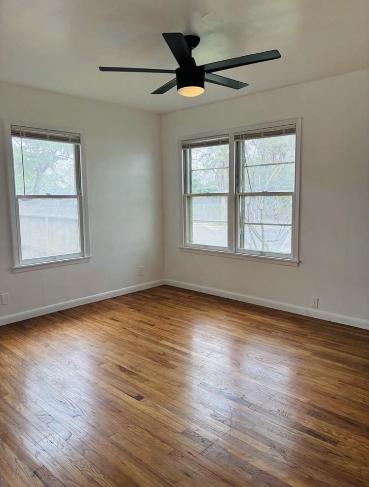 1114 Belmeade Dr #1 - Photo 7 of 8