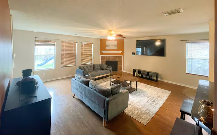 20918 Foxwood Glen LnRoom 8 #8 - Photo 3 of 9