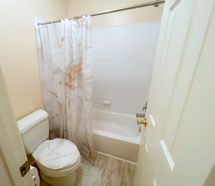 20918 Foxwood Glen LnRoom 8 #8 - Photo 7 of 9