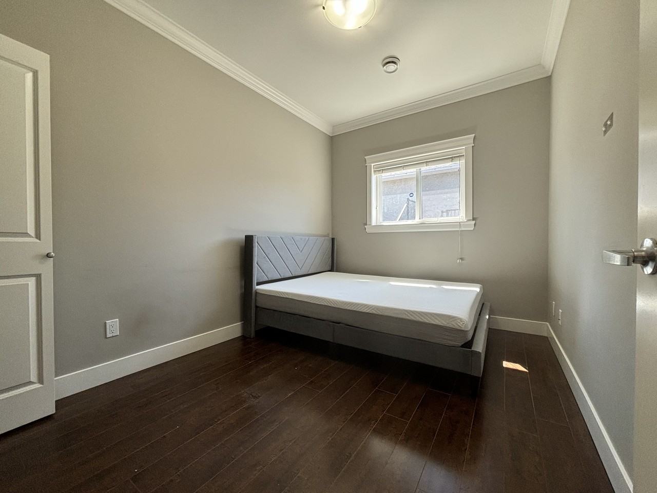6040 Leibly Avenue - Photo 4 of 8