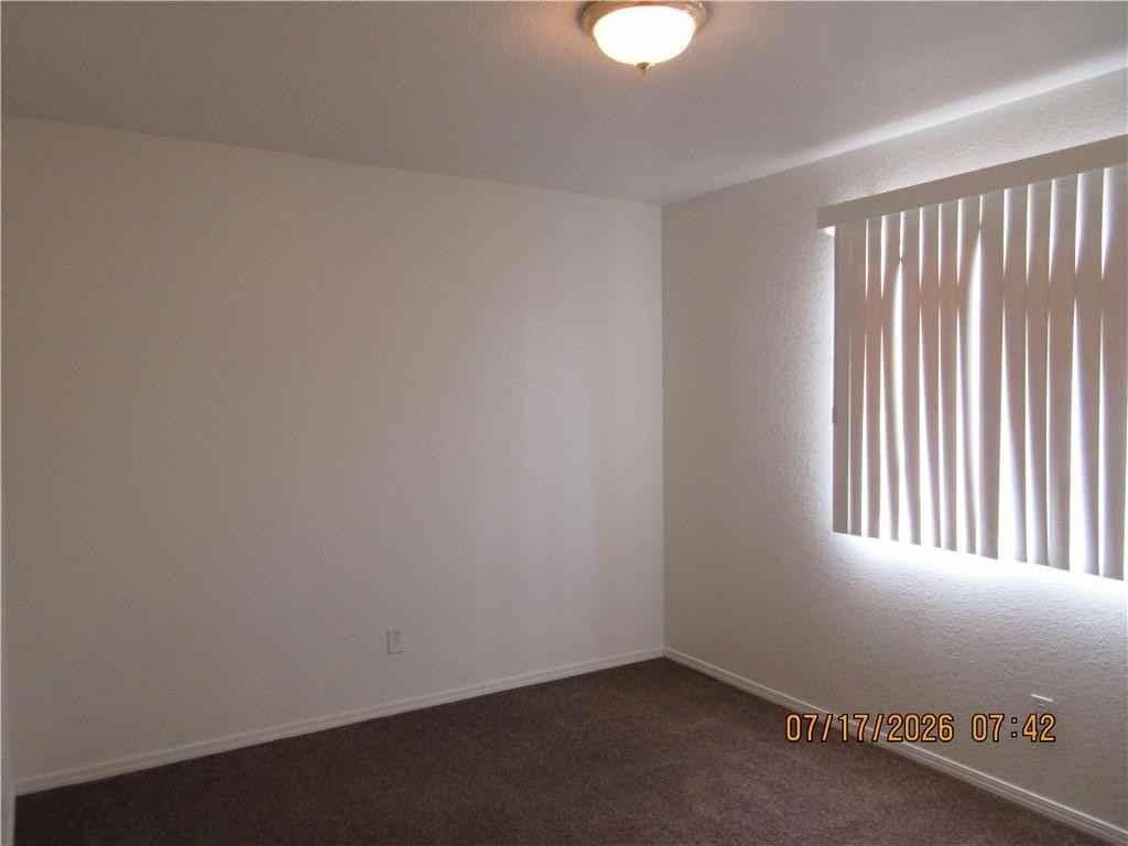 3162 E Gordon Dr - Photo 6 of 12