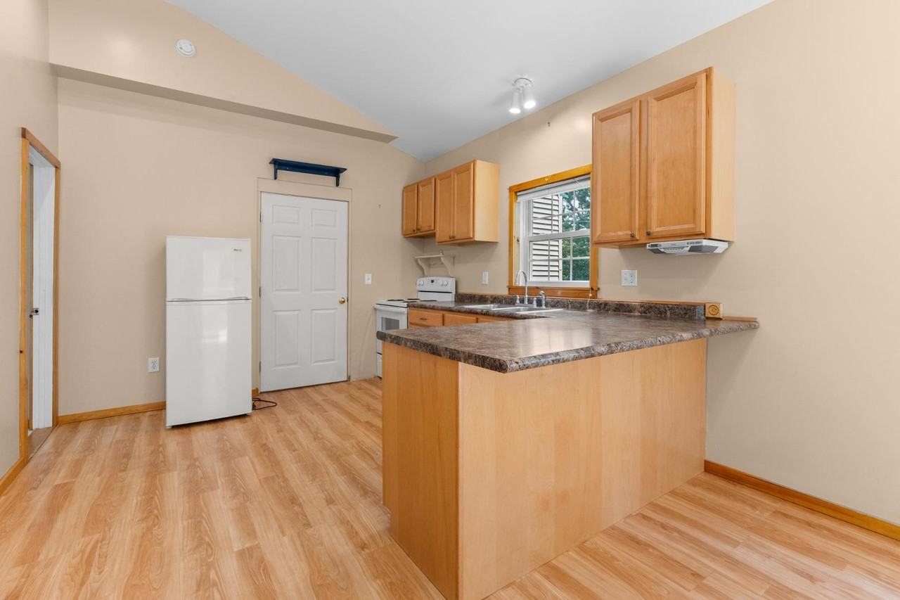 10 Old Kings Hwy #B - Photo 6 of 20