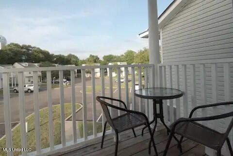 1270 Century Oaks Dr - Photo 3 of 43