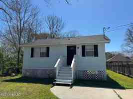 featured image of 2306 Lewis Ave