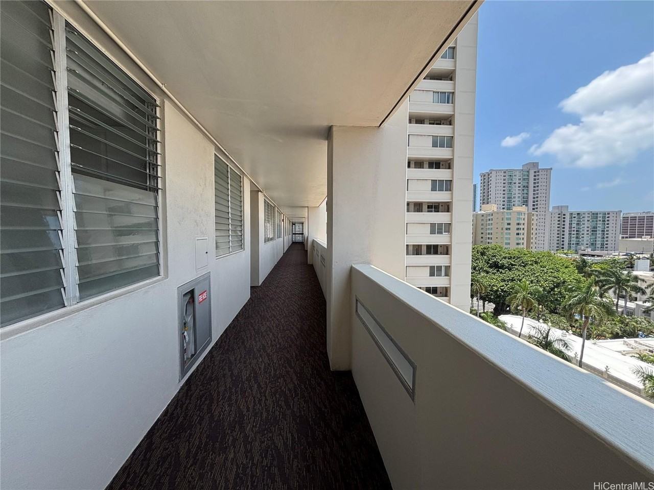 1212 Punahou St #1005 - Photo 2 of 25