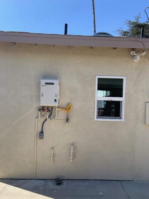 11301 1/2 Miranda Street #1 - Photo 7 of 12