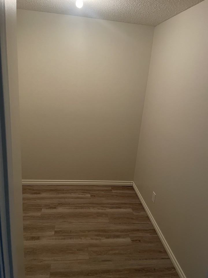 Royal Meadow Apartment - Photo 7 of 9