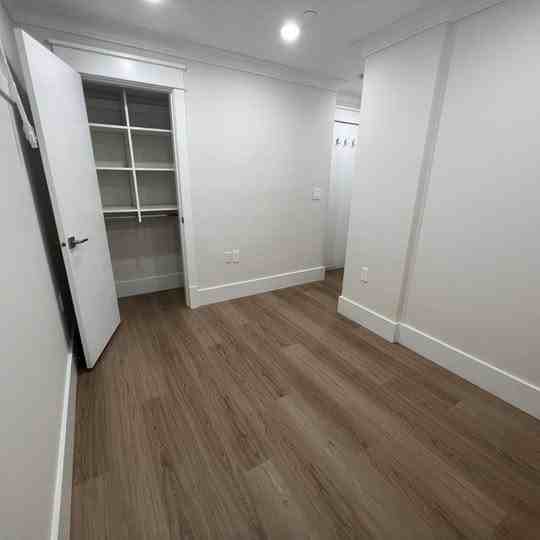 1531 East 60th Avenue - Photo 5 of 10