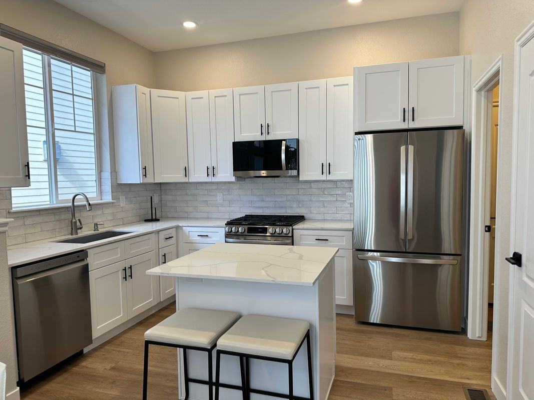 10592 Pearlwood Cir - Photo 4 of 32
