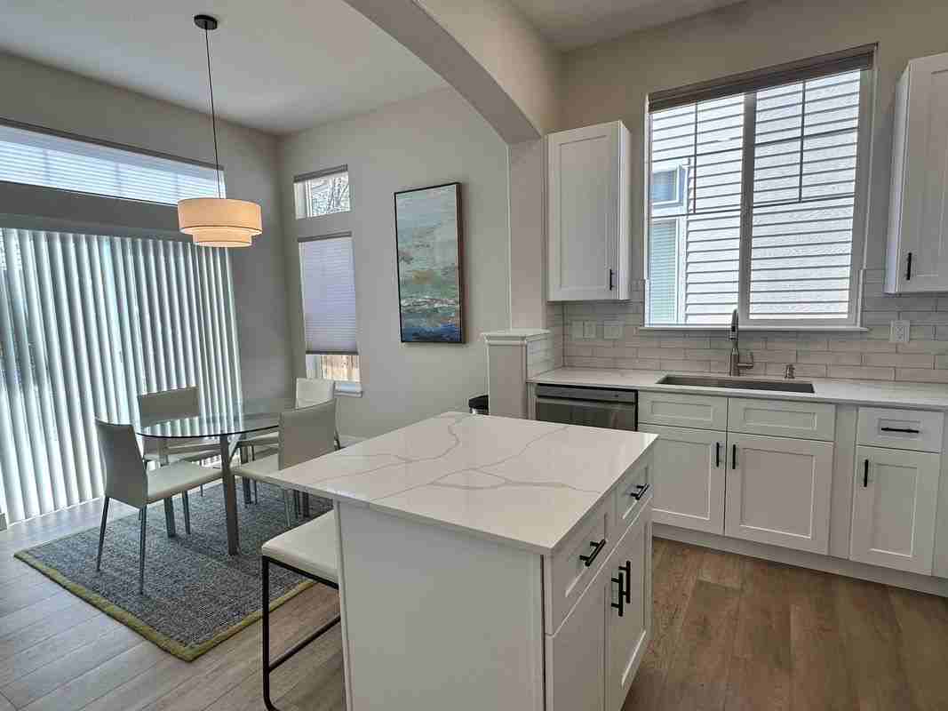 10592 Pearlwood Cir - Photo 6 of 32