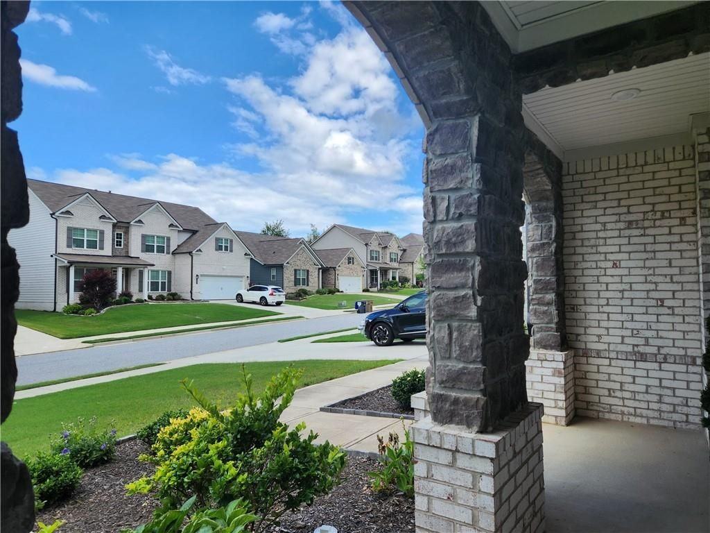 3650 Deaton Trl - Photo 2 of 33
