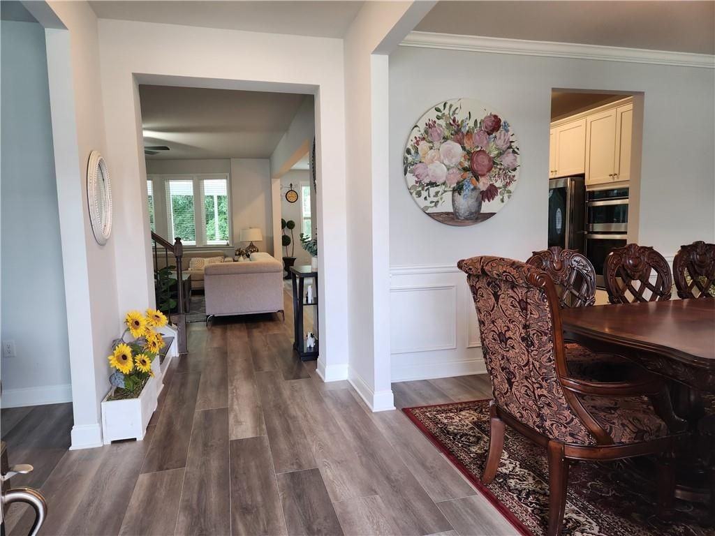 3650 Deaton Trl - Photo 6 of 33