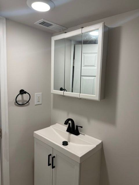 3503 Edmondson Ave - Photo 2 of 3
