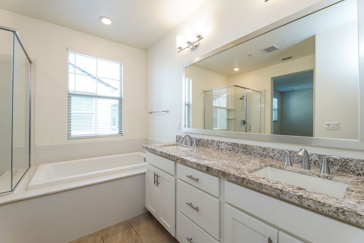 10558 Trill Way - Photo 7 of 9