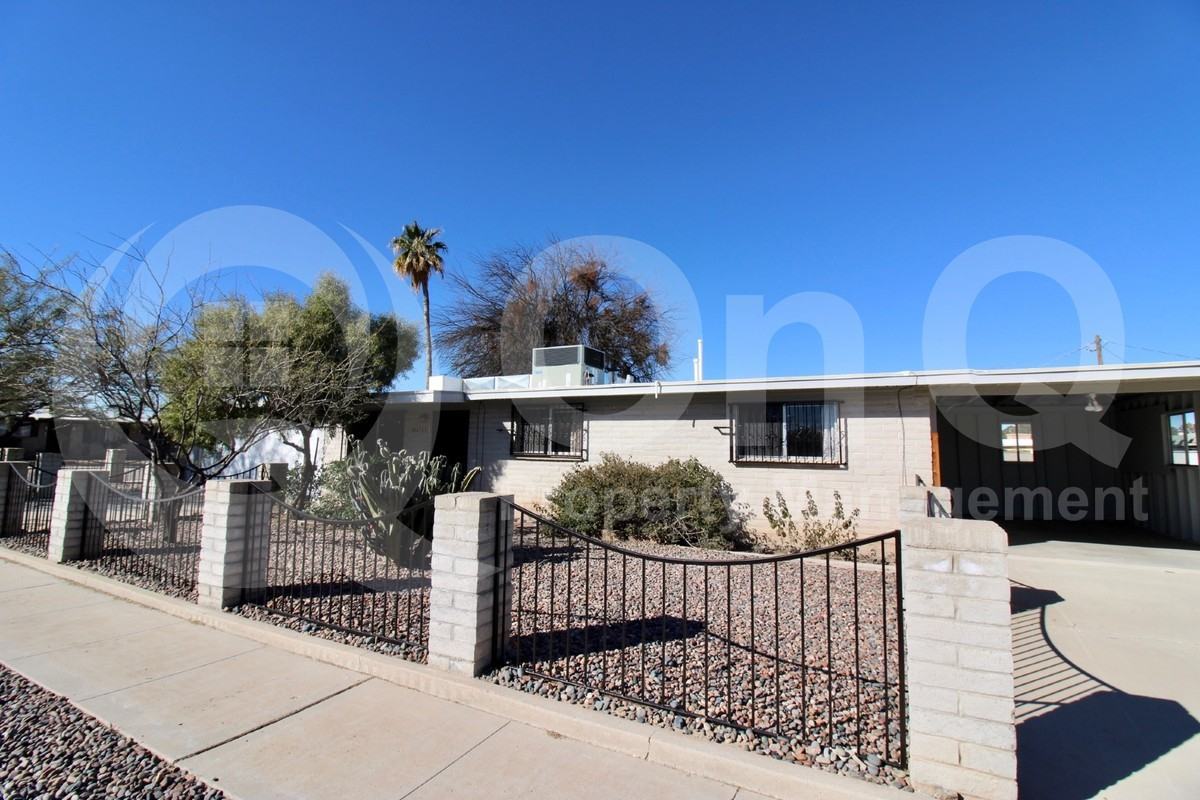 4741 N Fontana Ave - Photo 2 of 18