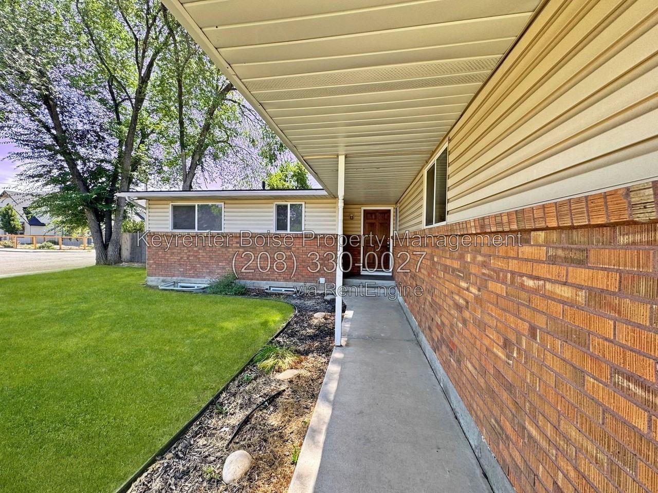 5603 W Centerbrook Dr - Photo 2 of 19