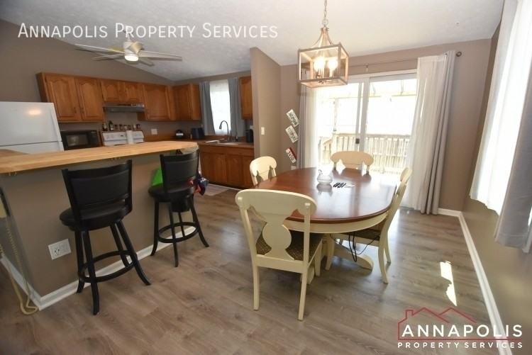 1663 Canonade Ct - Photo 4 of 33