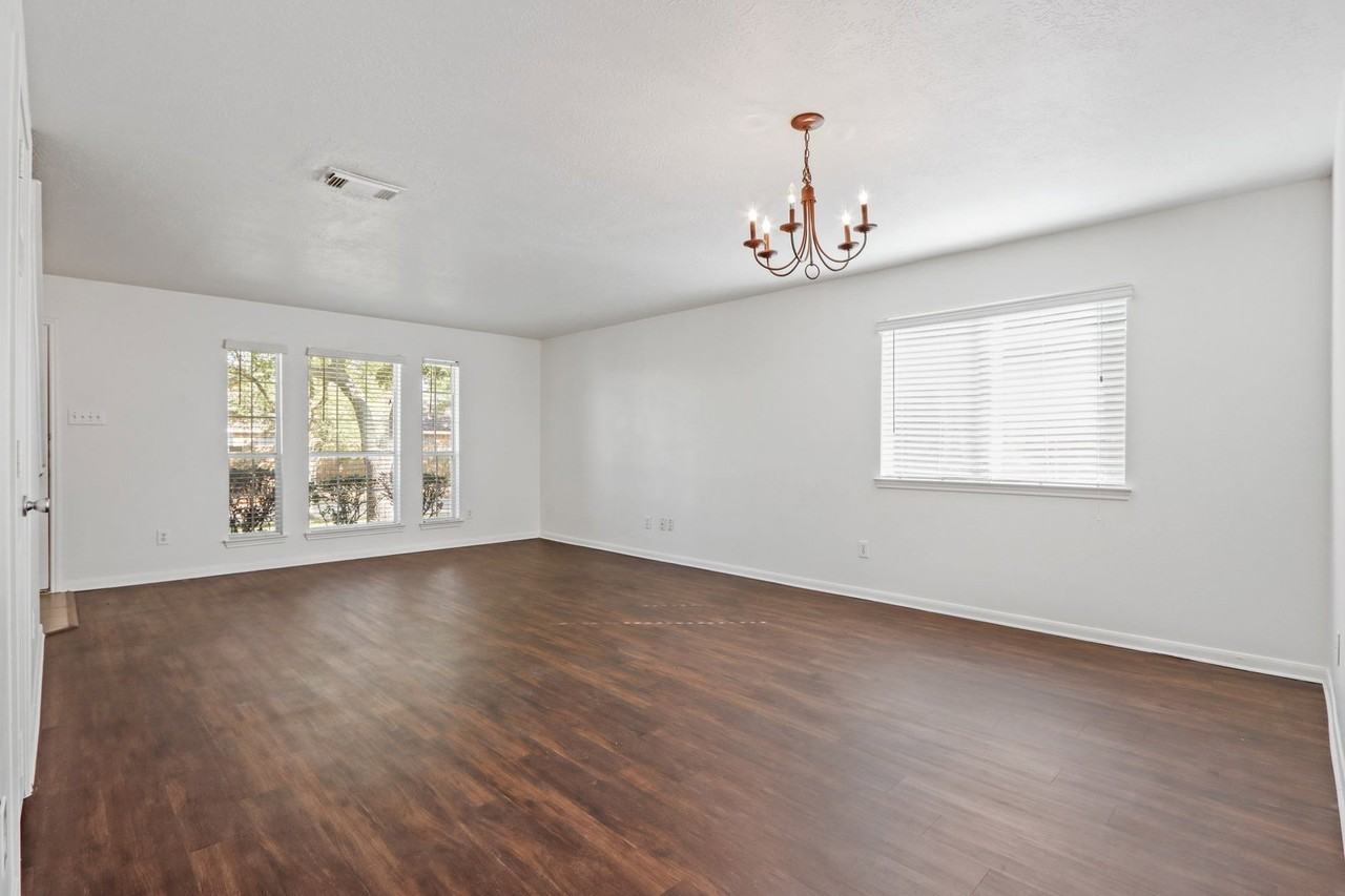 15127 Green Whisper Dr - Photo 7 of 28