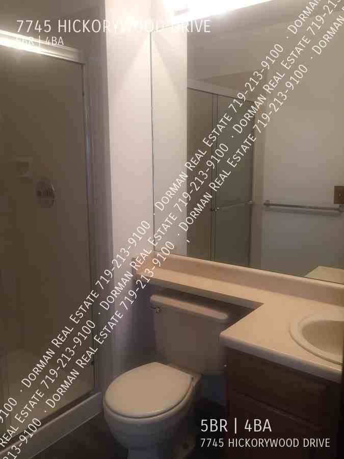 7745 Hickorywood Dr - Photo 4 of 39