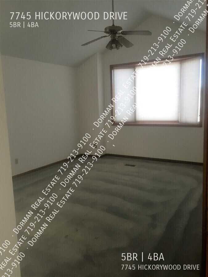 7745 Hickorywood Dr - Photo 6 of 39