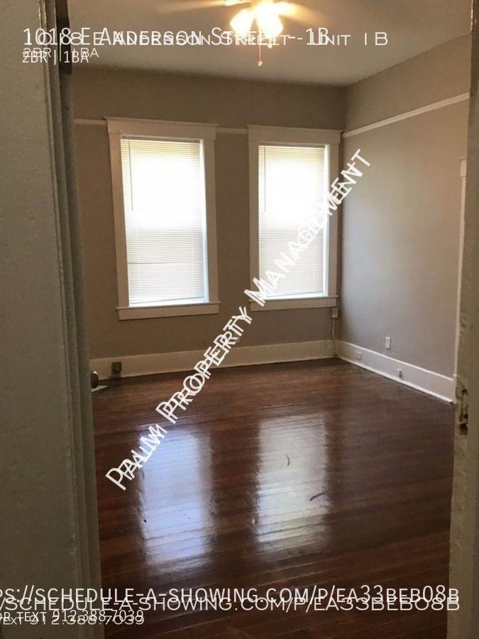 1018 E Anderson St #1B - Photo 4 of 21