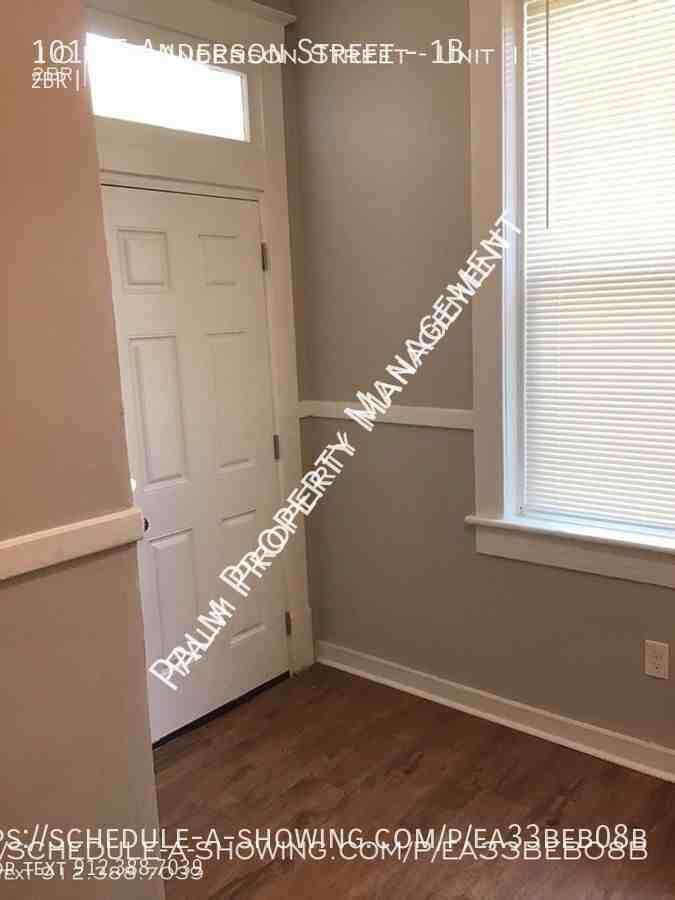 1018 E Anderson St #1B - Photo 7 of 21